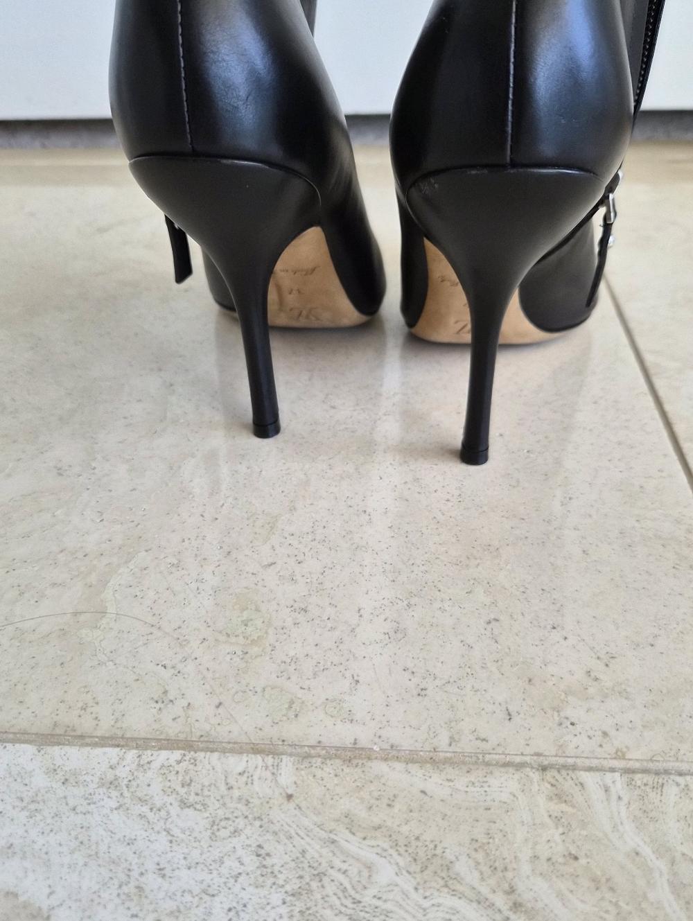 Louis Vuitton Black Leather Studded Cap-Toe Ankle Boots - Size 37 - Picture 5 of 9